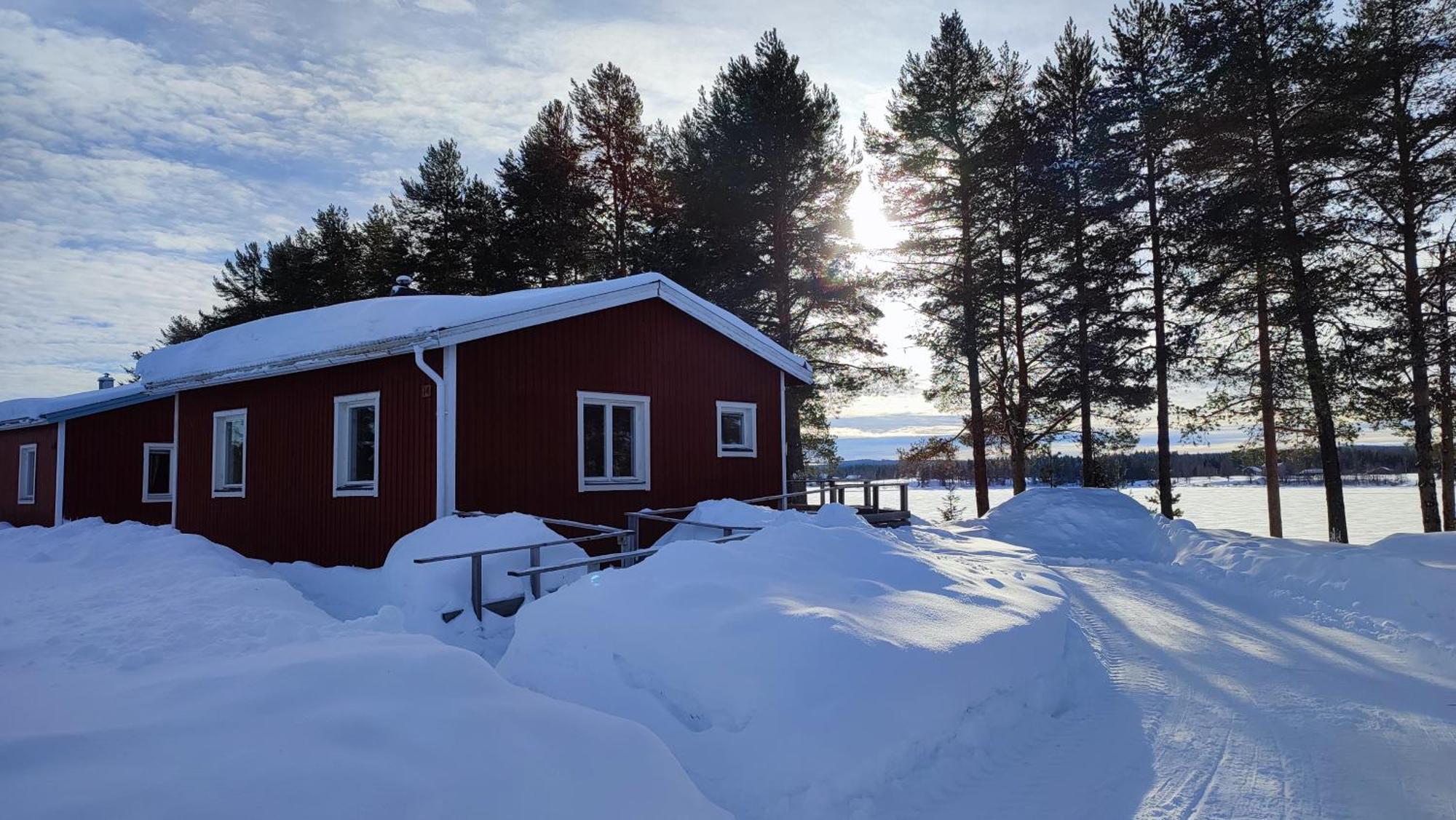 Fritidshus - Cottage - Holiday House - Soluppgang Blattniksele Exterior foto