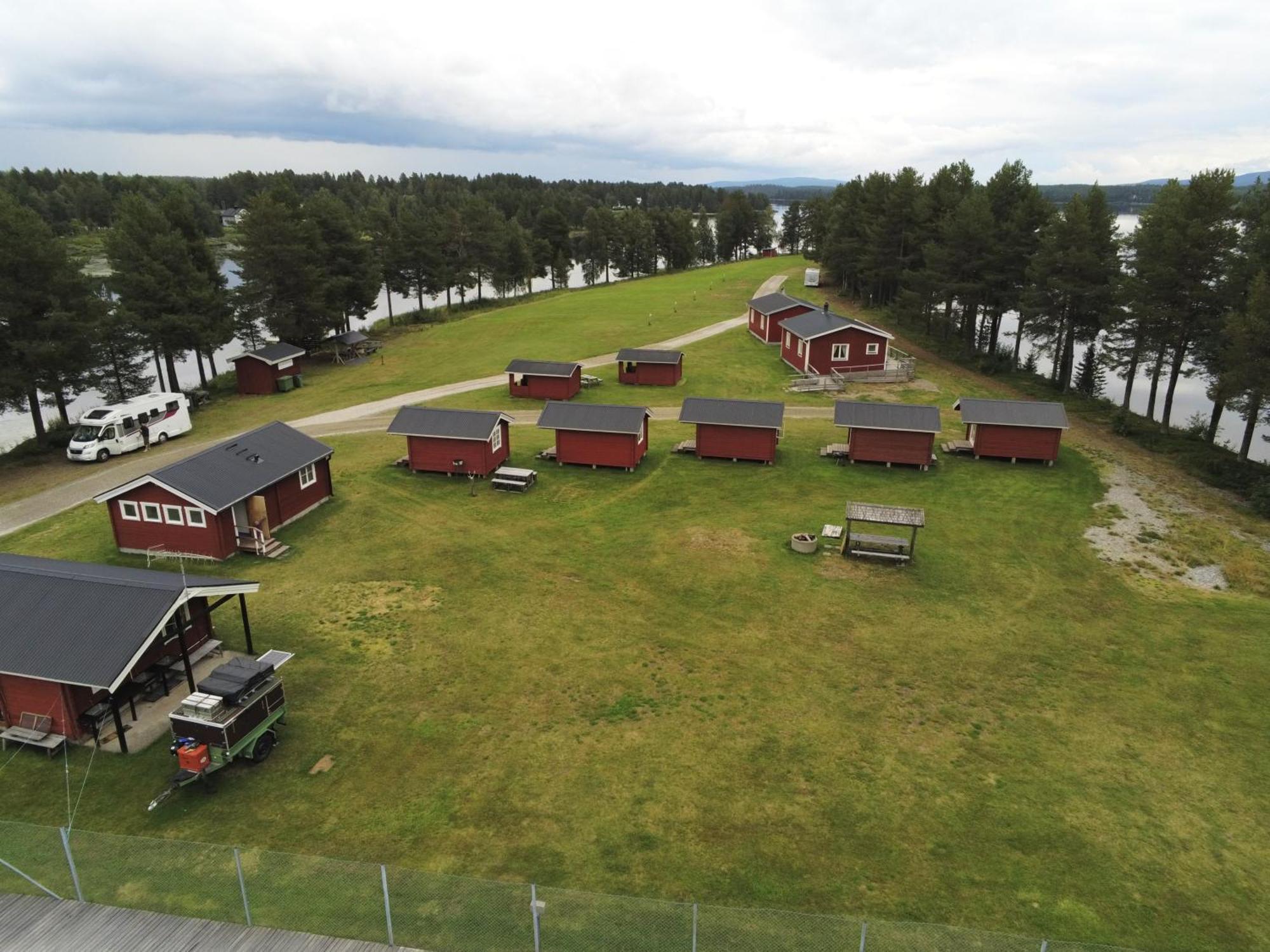 Fritidshus - Cottage - Holiday House - Soluppgang Blattniksele Exterior foto